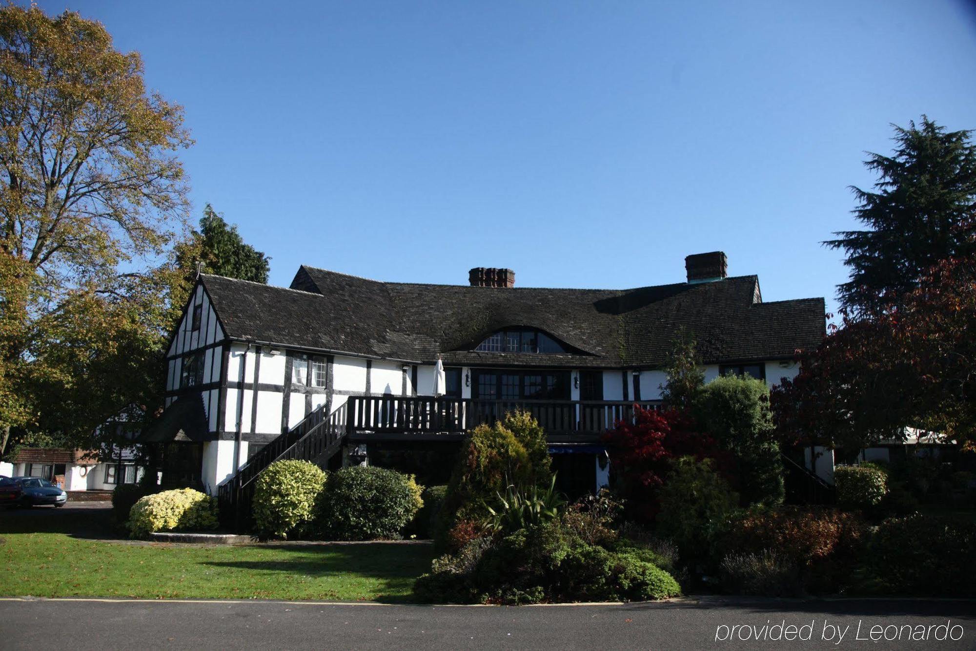 Thatchers East Horsley Exteriör bild